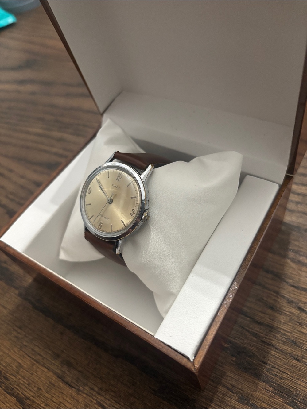 Vintage 1964 Timex Self-Wind - Picture 2 of 8